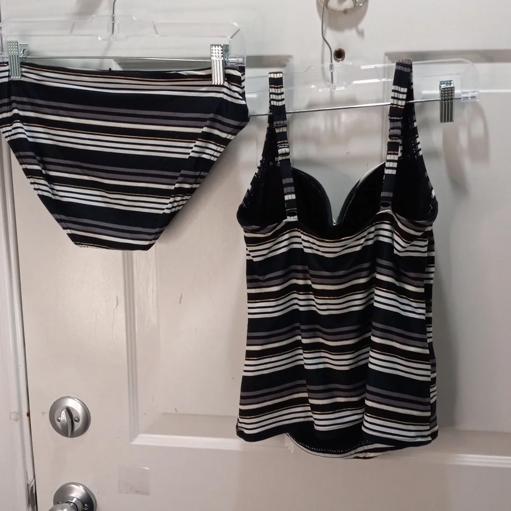 Black/Grey/White & Gold Stripes 2 Piece Swim Suit. Size XS-S - Picture 4 of 7